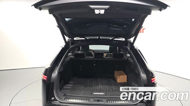 Land Rover Range Rover Velar 3.0 P400 Dynamic HSE 2025 — фото 24