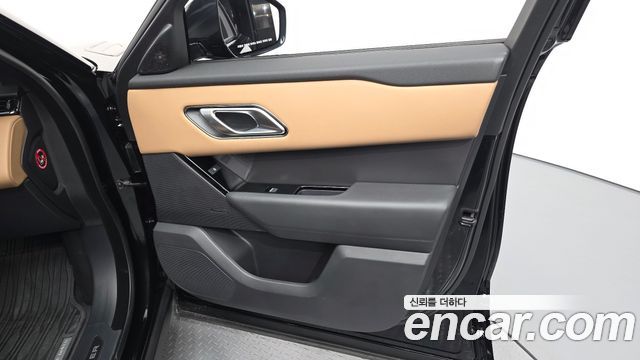 Land Rover Range Rover Velar 3.0 P400 Dynamic HSE 2025 — фото 30