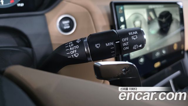 Land Rover Range Rover Velar 3.0 P400 Dynamic HSE 2025 — фото 36