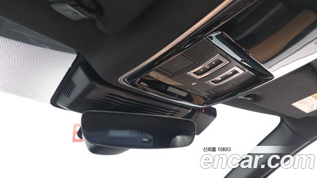 Land Rover Range Rover Velar 3.0 P400 Dynamic HSE 2025 — фото 37