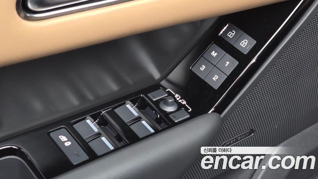 Land Rover Range Rover Velar 3.0 P400 Dynamic HSE 2025 — фото 40