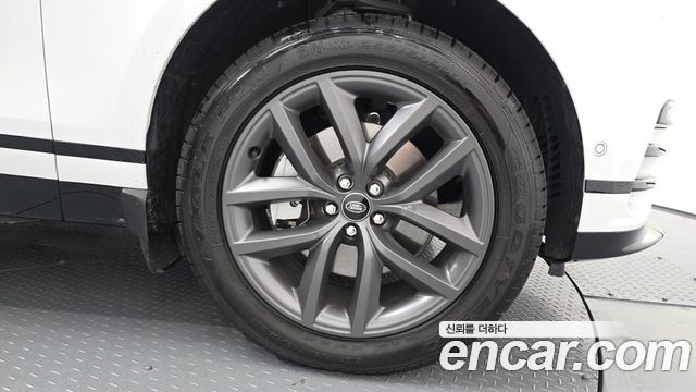 Land Rover Range Rover Velar 2.0 P250 Dynamic SE 2026 — фото 27
