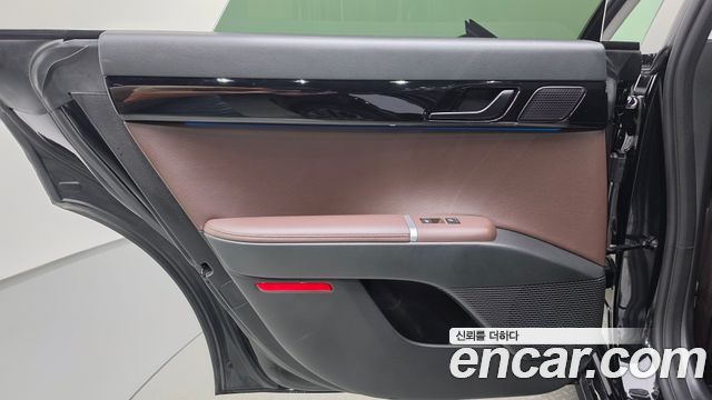 Hyundai Grandeur Hybrid (GN7) Exclusive 2023 — фото 25