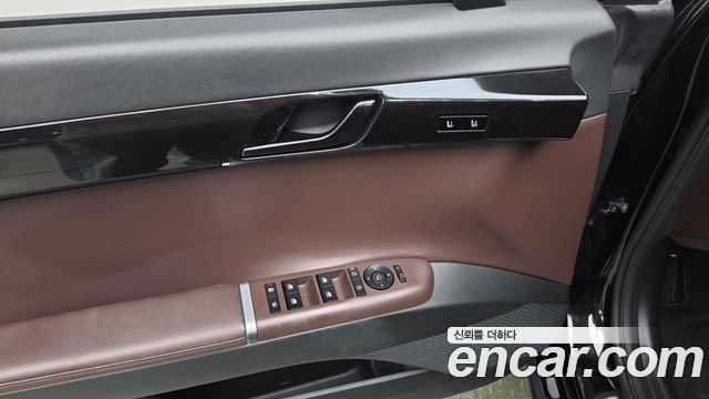 Hyundai Grandeur Hybrid (GN7) Exclusive 2023 — фото 32