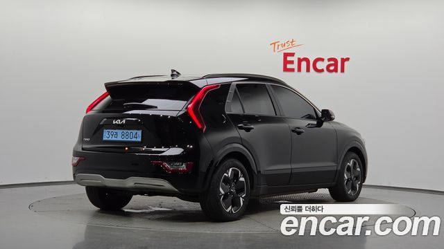 Kia Niro EV Earth 2023 — фото 2