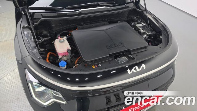 Kia Niro EV Earth 2023 — фото 6