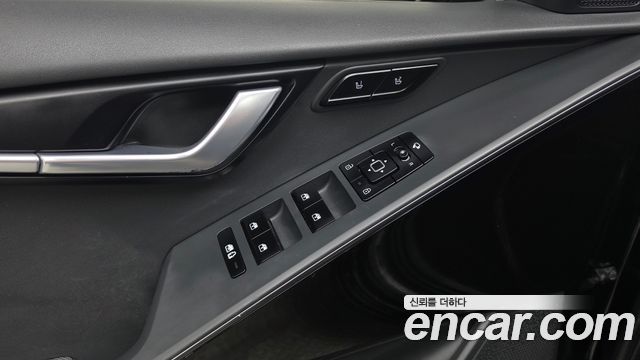 Kia Niro EV Earth 2023 — фото 34