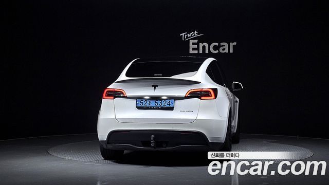 Tesla Model Y Long Range AWD 2021 — фото 4