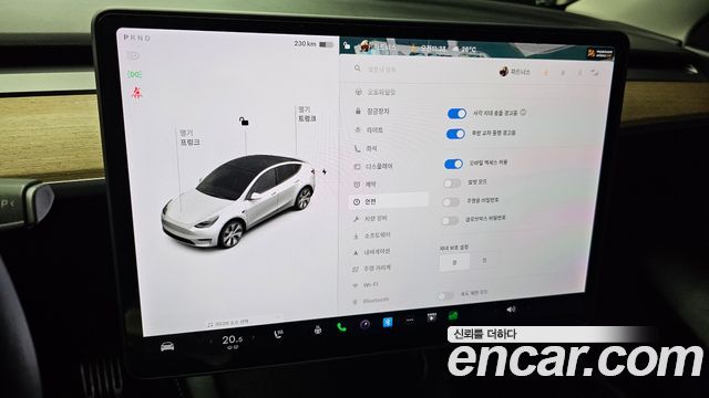 Tesla Model Y Long Range AWD 2021 — фото 20