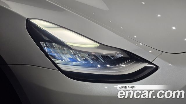 Tesla Model Y Long Range AWD 2021 — фото 28