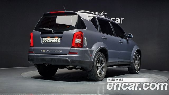 KG Mobility (SsangYong) Rexton W 2.2 4WD RX7 Luxury 2016 — фото 2