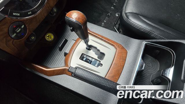 KG Mobility (SsangYong) Rexton W 2.2 4WD RX7 Luxury 2016 — фото 9