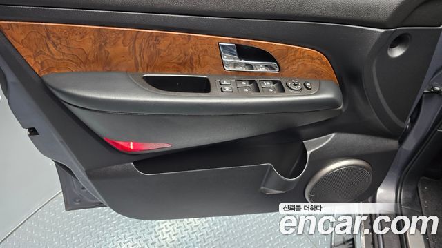 KG Mobility (SsangYong) Rexton W 2.2 4WD RX7 Luxury 2016 — фото 24