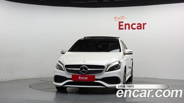 Mercedes-Benz A-Class (W176) A200 AMG Line 2018 — фото 3