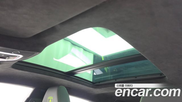 Lamborghini Urus 4.0 V8 S 2023 — фото 18