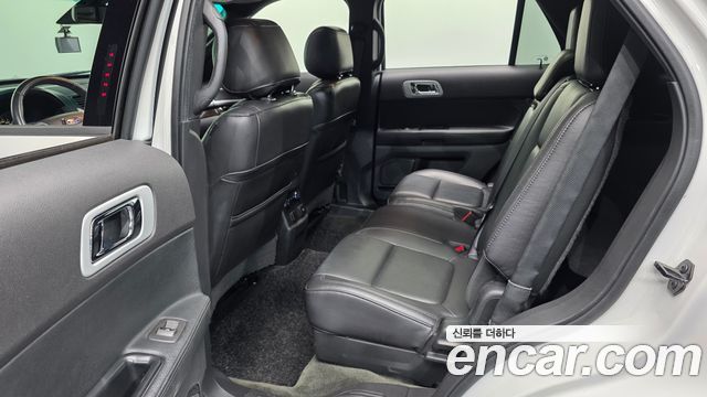 Ford Explorer 3.5 Limited 4WD 5th 2014 — фото 12