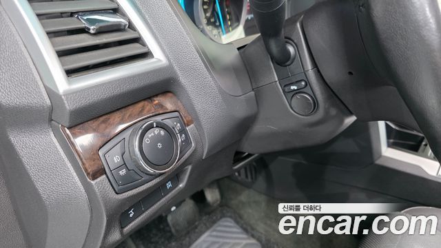 Ford Explorer 3.5 Limited 4WD 5th 2014 — фото 18