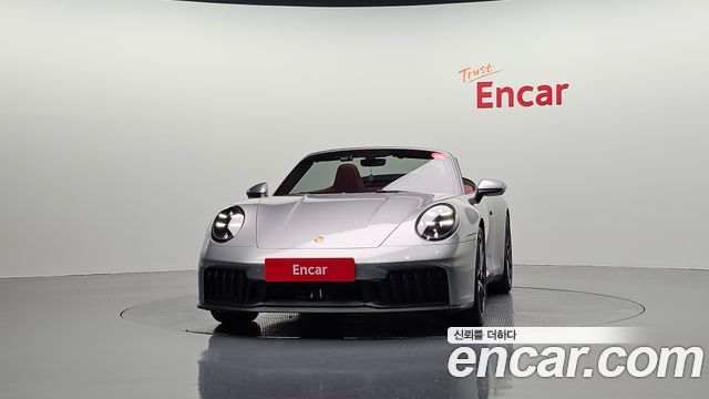 Porsche 911 (992) Carrera 4 GTS Cabriolet 2026 — фото 3
