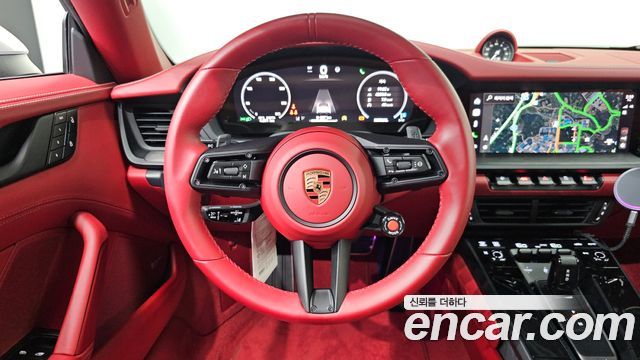 Porsche 911 (992) Carrera 4 GTS Cabriolet 2026 — фото 13