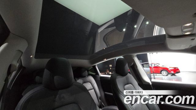 Tesla Model Y Long Range AWD 2021 — фото 19