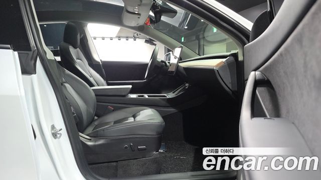 Tesla Model Y Long Range AWD 2021 — фото 26