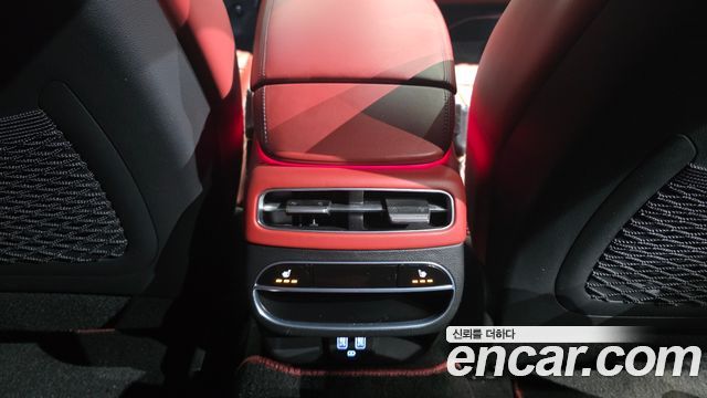 Genesis GV70 2.5T Gasoline AWD 2021 — фото 23