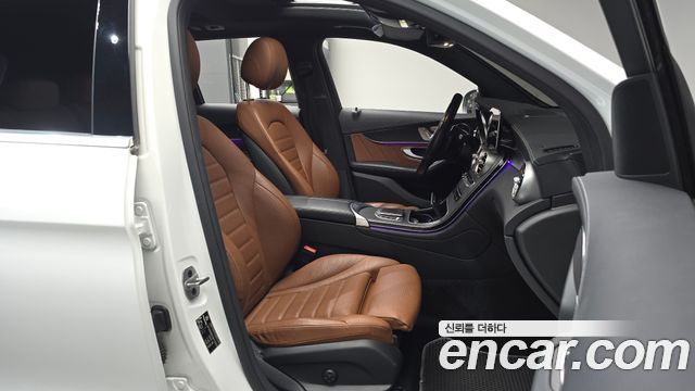 Mercedes-Benz GLC-Class (X253) GLC300 4MATIC 2022 — фото 11