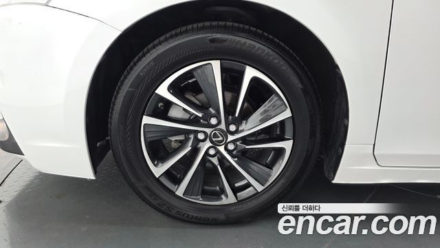 Lexus CT200h 1.8 Supreme ZWA10 2018 — фото 5