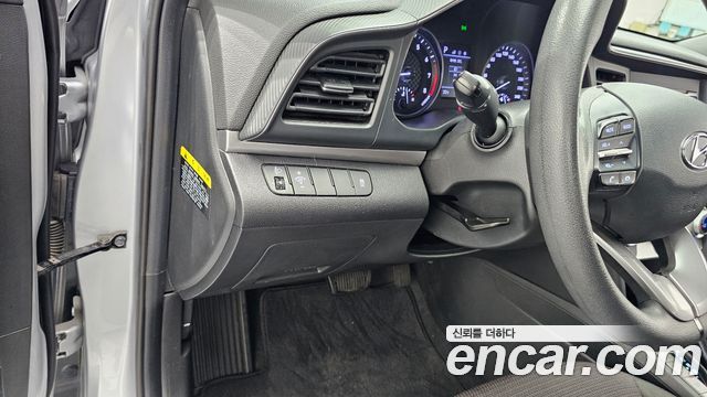 Hyundai Avante (AD) 1.6 LPi Style 2020 — фото 18