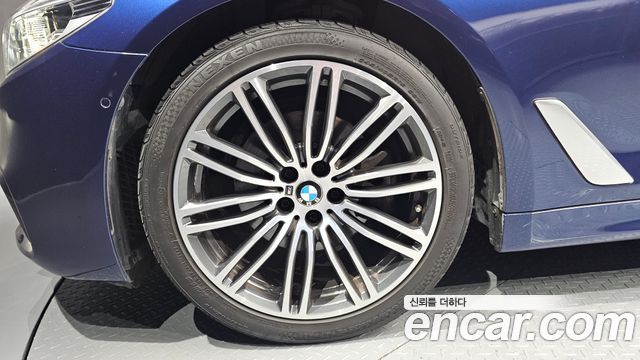 BMW 5 Series (G30) 520d M Sport Package Plus 2020 — фото 5