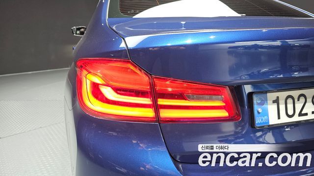 BMW 5 Series (G30) 520d M Sport Package Plus 2020 — фото 23