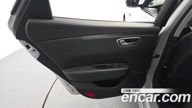 Renault Korea SM6 2.0 Prime SE 2019 — фото 25