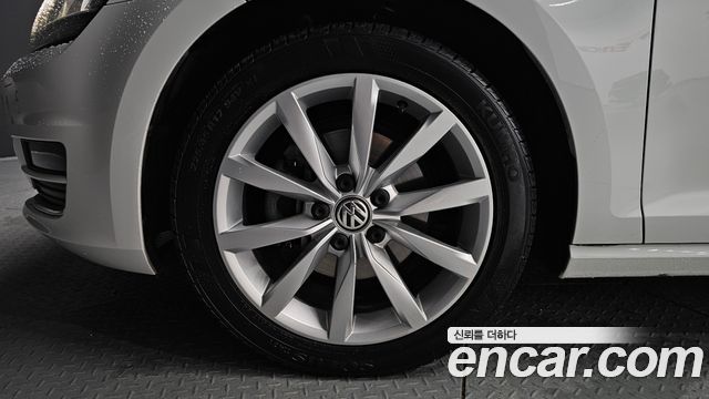 Volkswagen Golf (VII) 2.0 TDI 2016 — фото 5