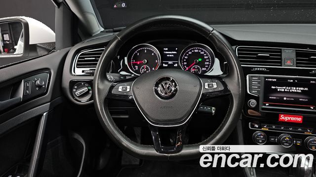 Volkswagen Golf (VII) 2.0 TDI 2016 — фото 13