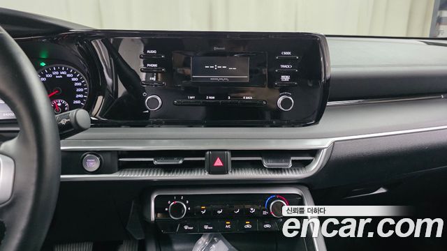 Kia K5 (III) 2.0 LPI(Renter car) Strandard 2023 — фото 13