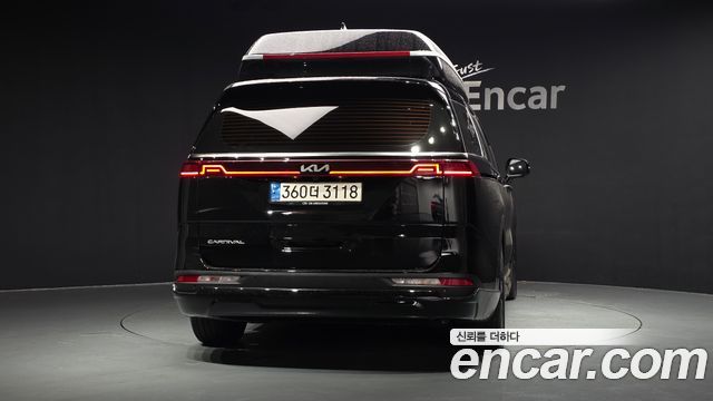 Kia Carnival (IV) Gasoline 9-seater Limousine(Special vehicle) 2022 — фото 4