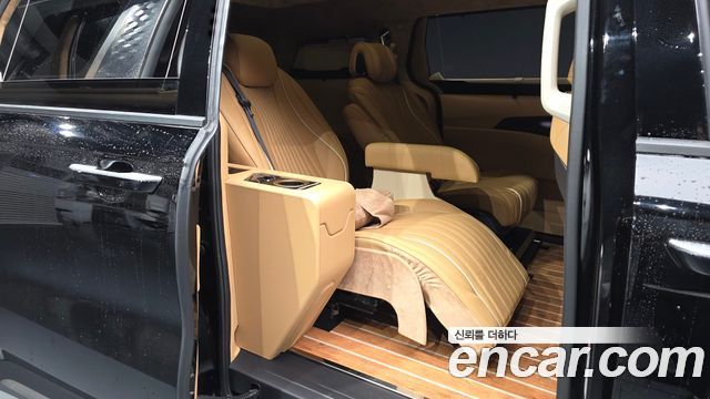 Kia Carnival (IV) Gasoline 9-seater Limousine(Special vehicle) 2022 — фото 12