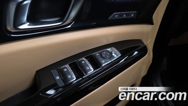 Kia Carnival (IV) Gasoline 9-seater Limousine(Special vehicle) 2022 — фото 38