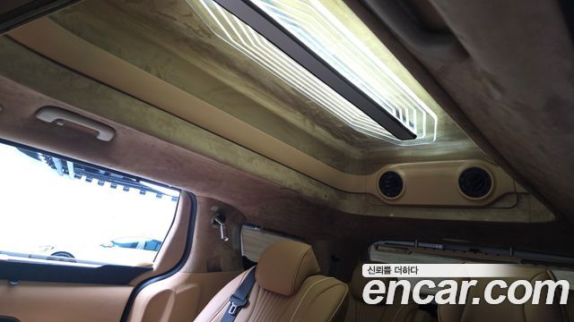 Kia Carnival (IV) Gasoline 9-seater Limousine(Special vehicle) 2022 — фото 39