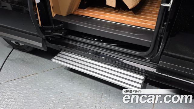 Kia Carnival (IV) Gasoline 9-seater Limousine(Special vehicle) 2022 — фото 40
