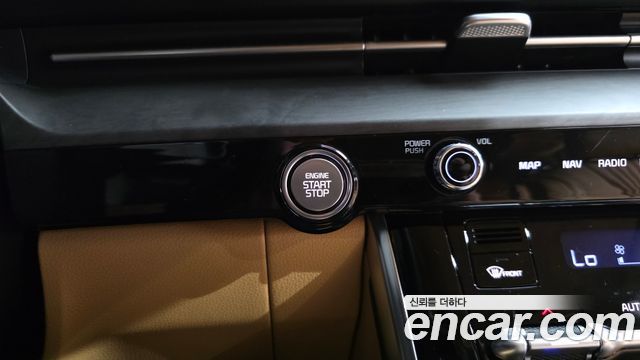 Kia Carnival (IV) Gasoline 9-seater Limousine(Special vehicle) 2022 — фото 43