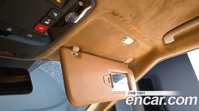 Kia Carnival (IV) Gasoline 9-seater Limousine(Special vehicle) 2022 — фото 45