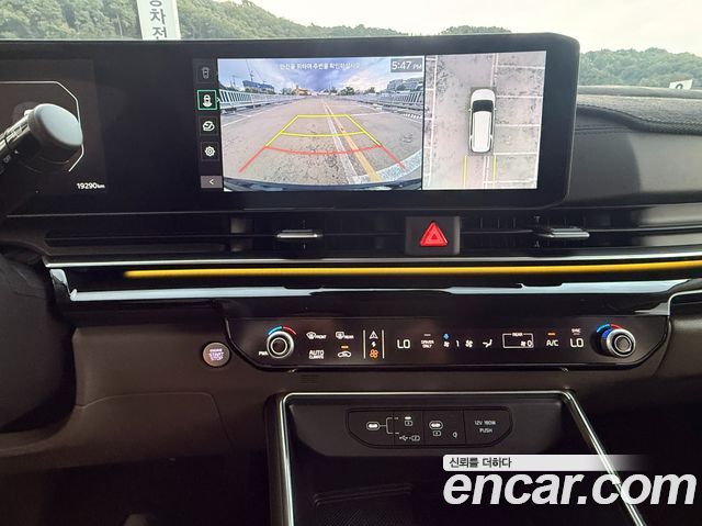 Kia Carnival (IV) HEV 9seater Signature 2025 — фото 22