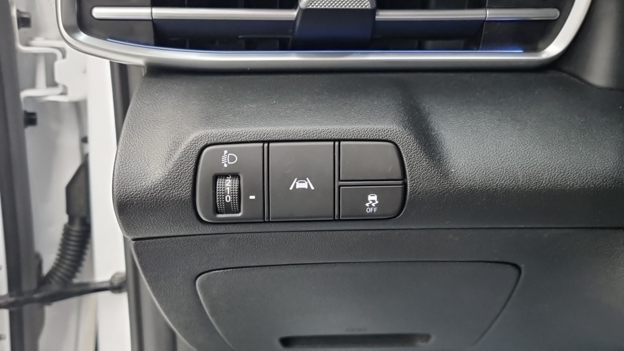 Hyundai Avante (CN7) 1.6 Inspiration 2021 — фото 17
