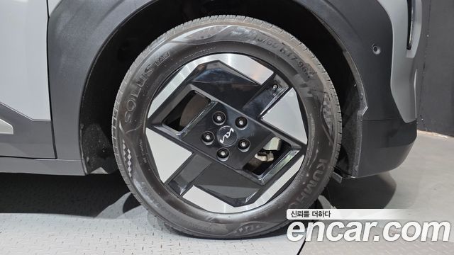 Kia EV3 Long Range 2WD Earth 2025 — фото 21