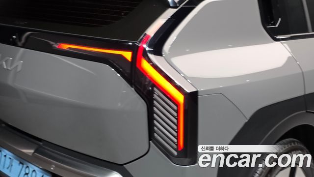 Kia EV3 Long Range 2WD Earth 2025 — фото 23