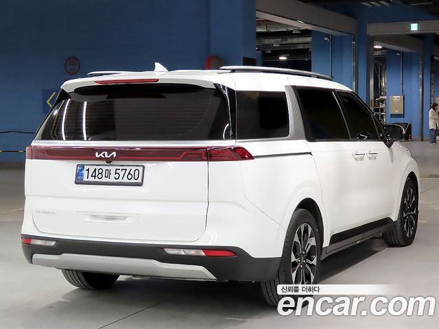 Kia Carnival (IV) Diesel 9-Seater Prestige 2023 — фото 4