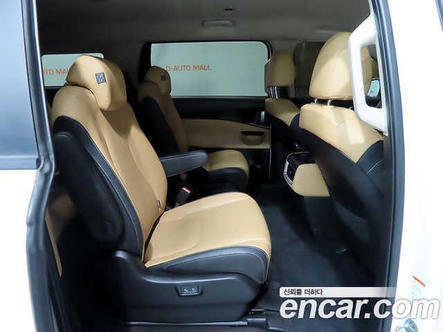 Kia Carnival (IV) Diesel 9-Seater Prestige 2023 — фото 9