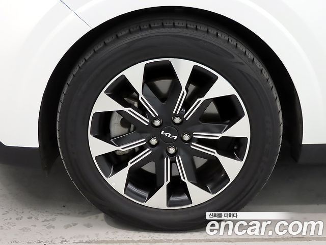 Kia Carnival (IV) Diesel 9-Seater Prestige 2023 — фото 24