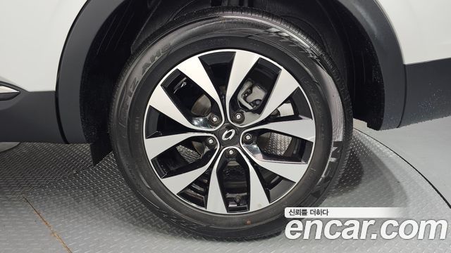 Renault Korea XM3 1.6 GTe RE 2023 — фото 27